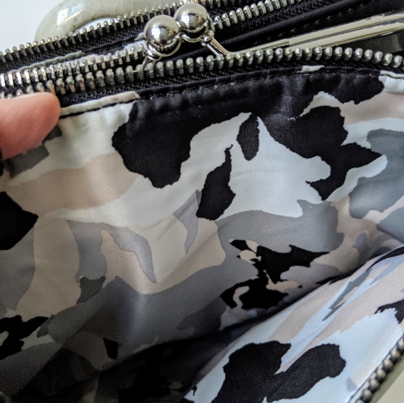 SOLD: Nine West Small Crossbody Purse - Picture 3 of 7